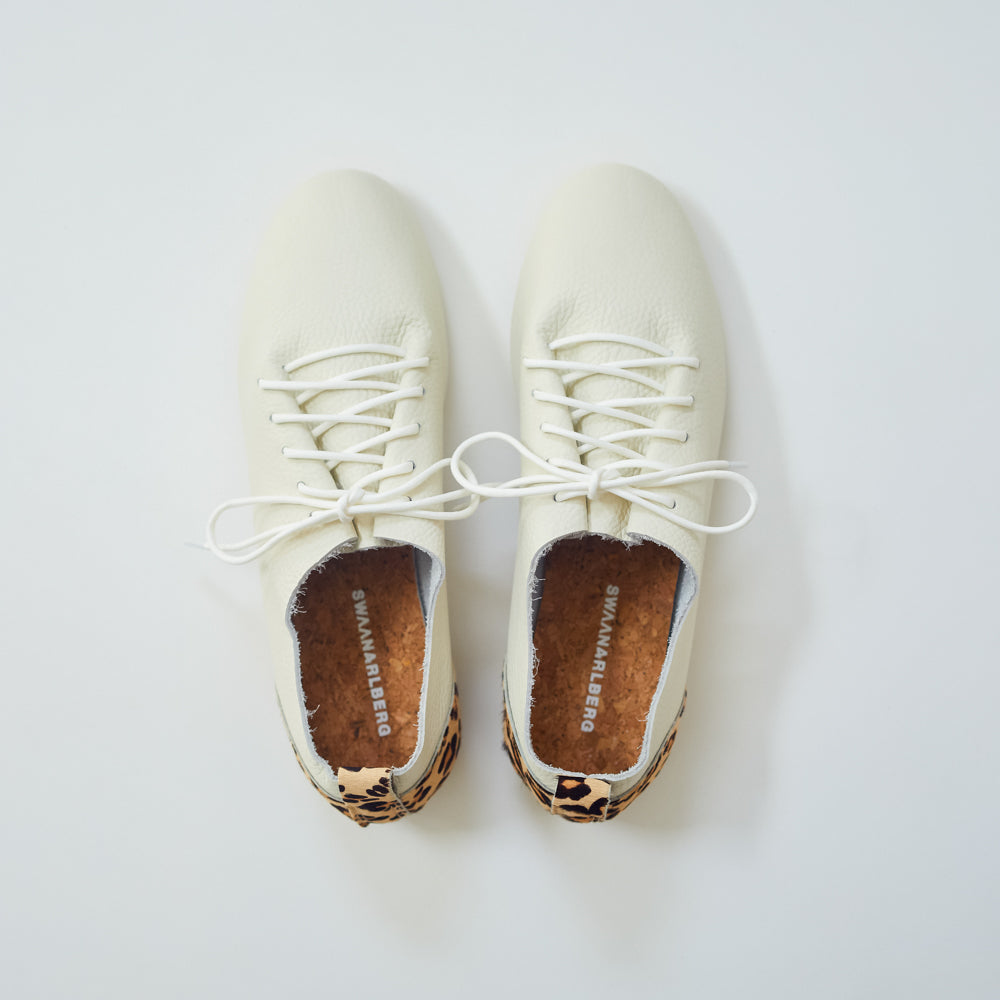 Lace Up Shoes  /  Leopard