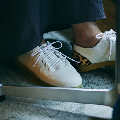 Lace Up Shoes  /  Leopard