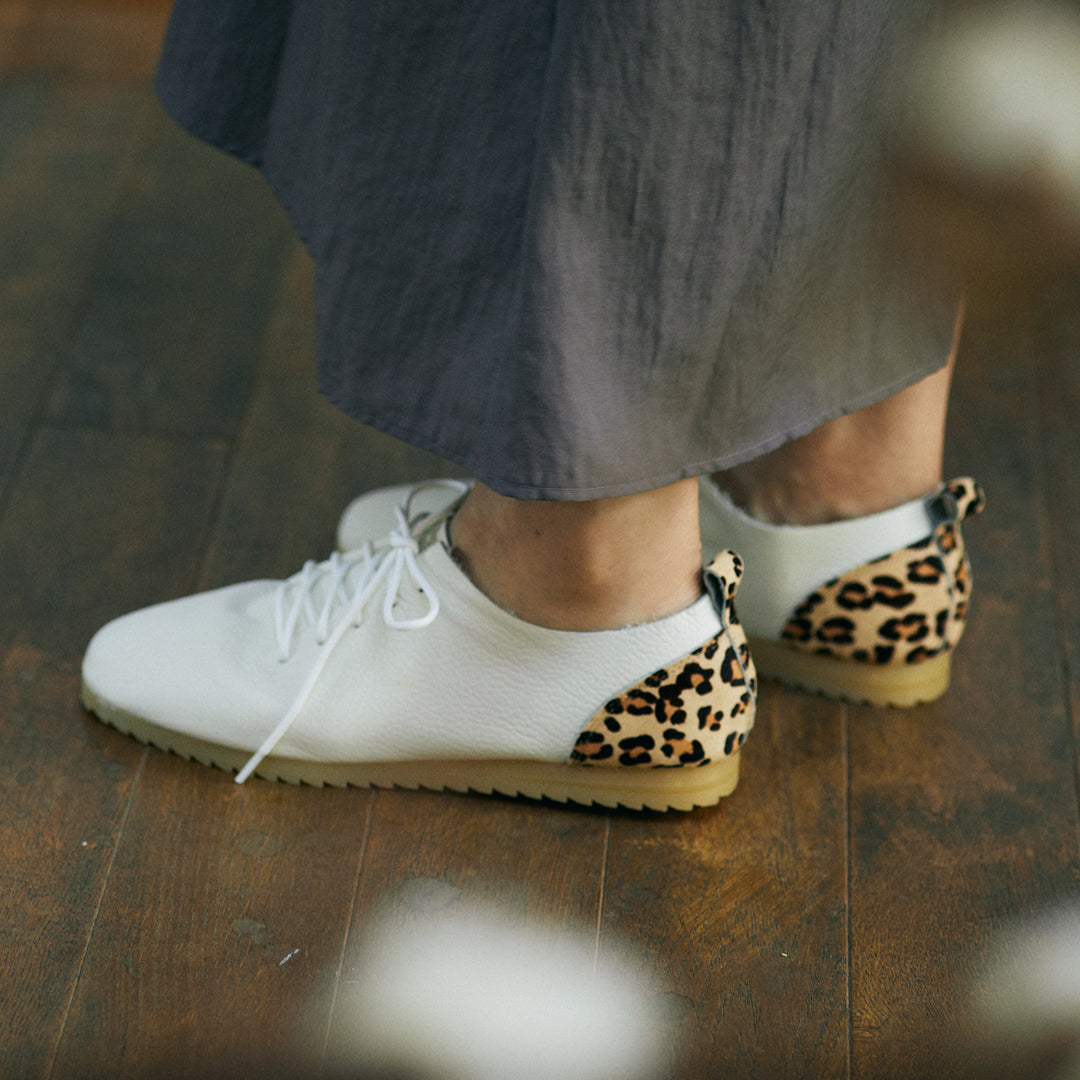 Lace Up Shoes  /  Leopard