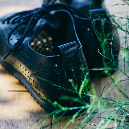 Lace Up Shoes / Punching Leather